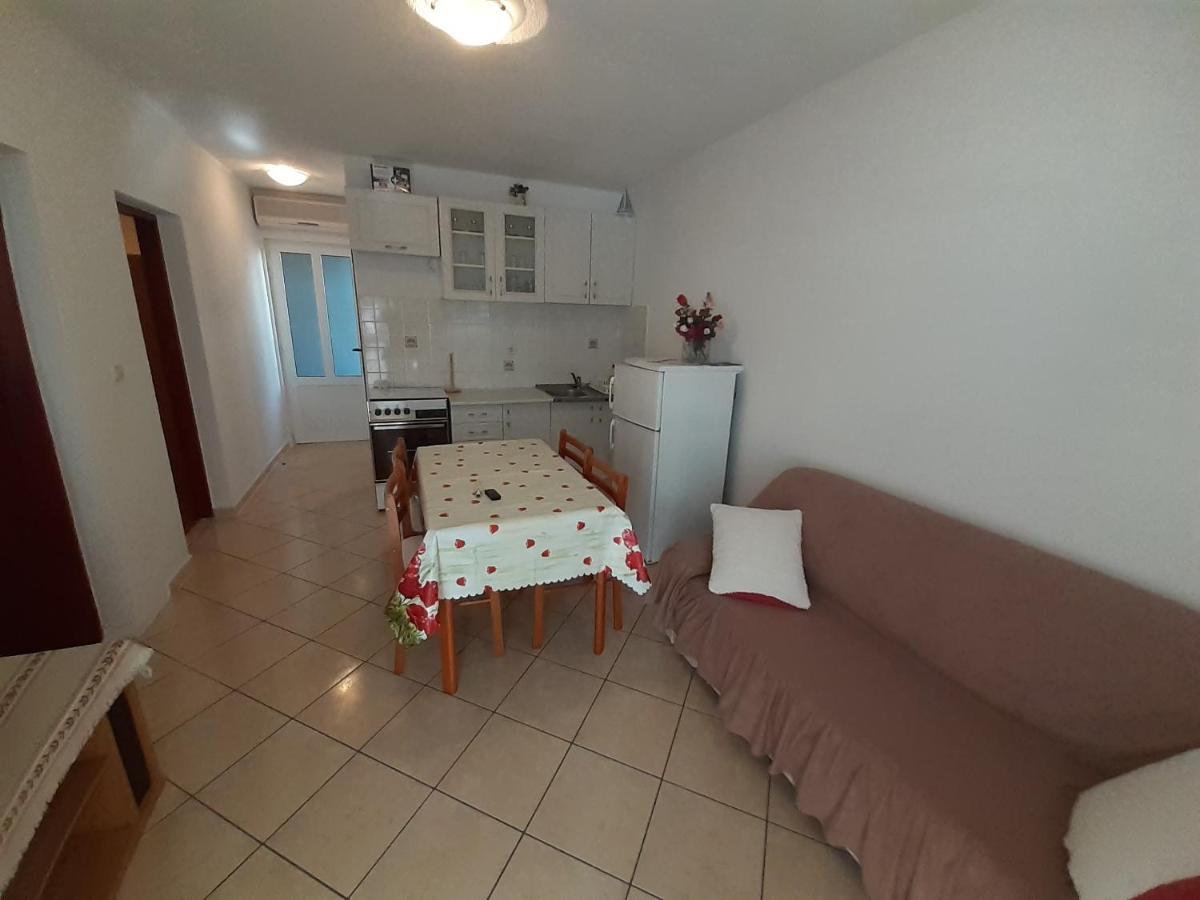 Apartments Slavica Bol Esterno foto