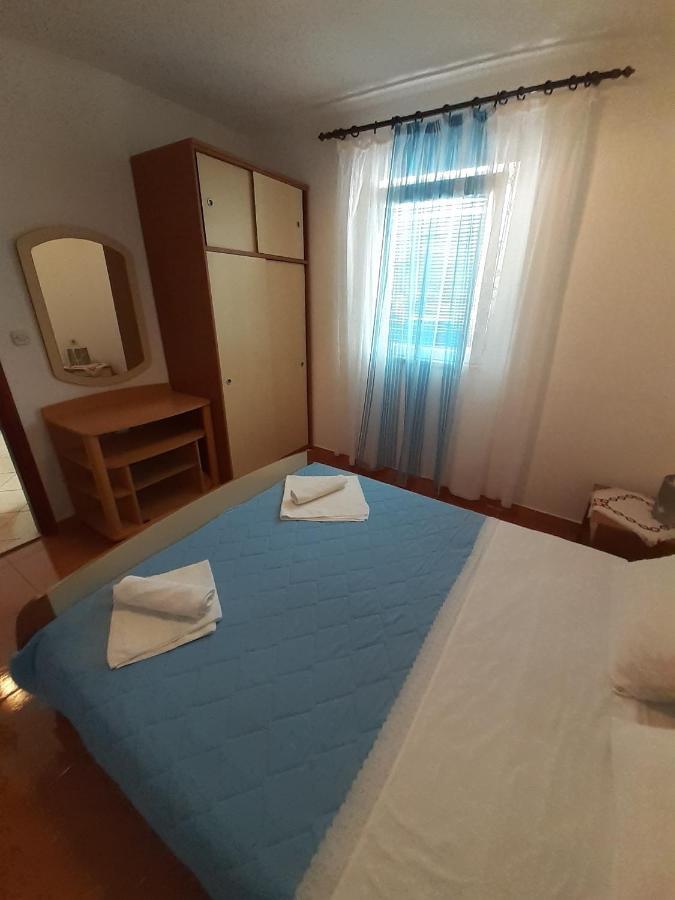 Apartments Slavica Bol Esterno foto